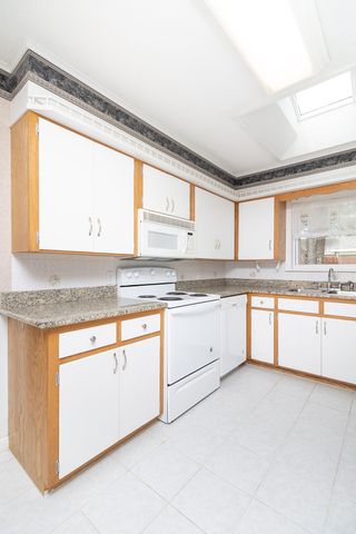 2102 S High Street, Brady, TX 76825