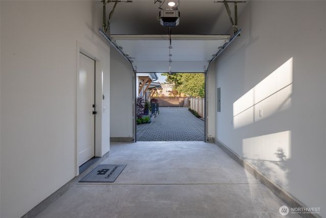 12544 2nd Avenue NW, Seattle, WA 98177