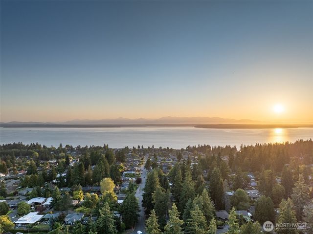 12544 2nd Avenue NW, Seattle, WA 98177