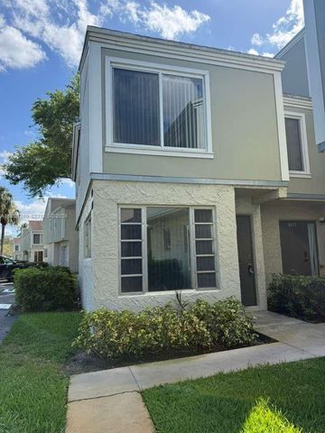 8031 Lagos De Campo Blvd L-3, Tamarac, FL 33321