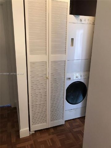 8031 Lagos De Campo Blvd L-3, Tamarac, FL 33321