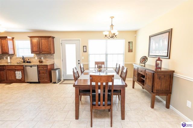 114 Vineland Parkway, Vine Grove, KY 40175