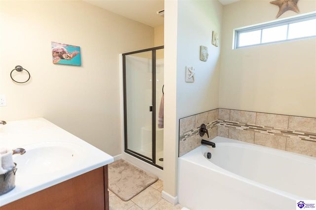 114 Vineland Parkway, Vine Grove, KY 40175