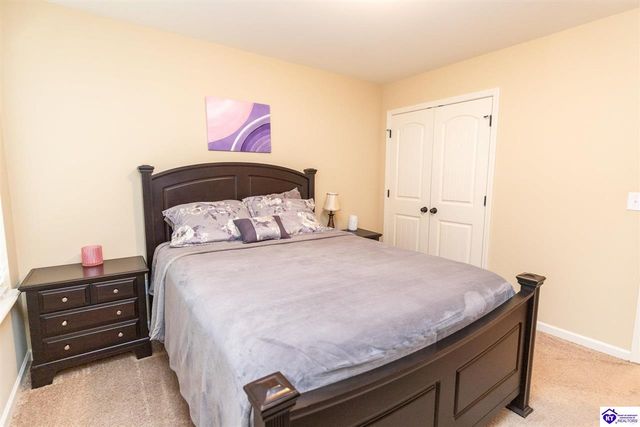 114 Vineland Parkway, Vine Grove, KY 40175