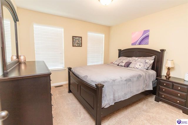 114 Vineland Parkway, Vine Grove, KY 40175