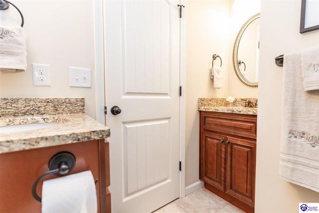 114 Vineland Parkway, Vine Grove, KY 40175