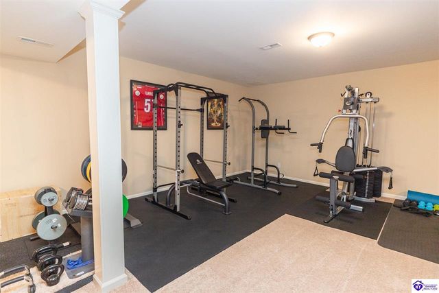 114 Vineland Parkway, Vine Grove, KY 40175