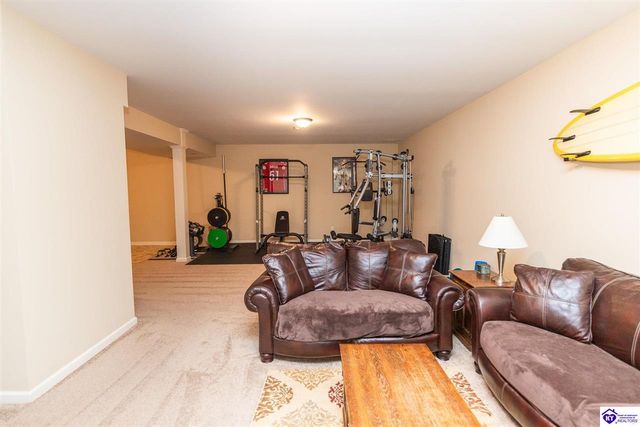 114 Vineland Parkway, Vine Grove, KY 40175