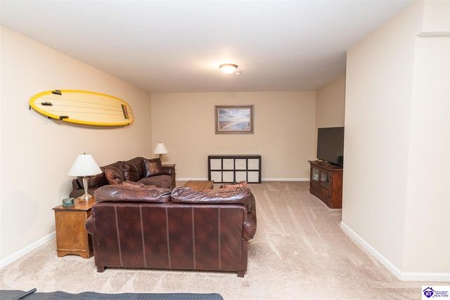 114 Vineland Parkway, Vine Grove, KY 40175