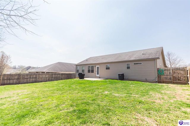 114 Vineland Parkway, Vine Grove, KY 40175