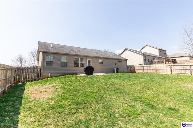 114 Vineland Parkway, Vine Grove, KY 40175