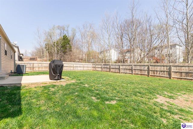 114 Vineland Parkway, Vine Grove, KY 40175