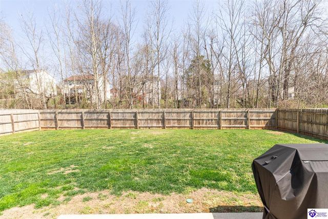 114 Vineland Parkway, Vine Grove, KY 40175