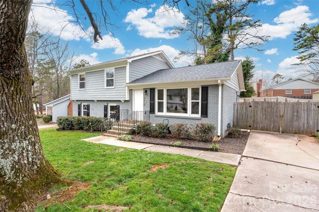 5610 Lawrence Orr Road, Charlotte, NC 28212