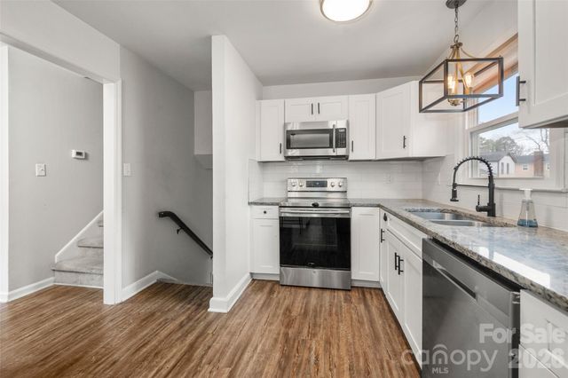 5610 Lawrence Orr Road, Charlotte, NC 28212