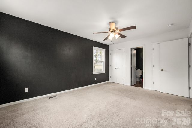 5610 Lawrence Orr Road, Charlotte, NC 28212