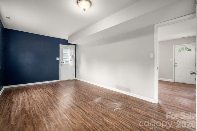 5610 Lawrence Orr Road, Charlotte, NC 28212