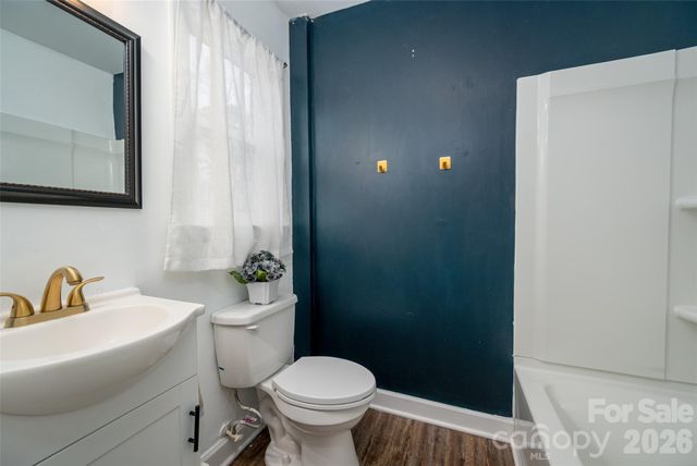 5610 Lawrence Orr Road, Charlotte, NC 28212