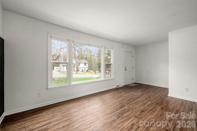 5610 Lawrence Orr Road, Charlotte, NC 28212