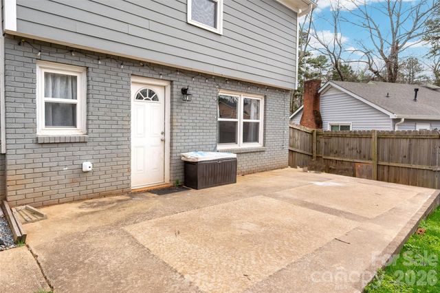 5610 Lawrence Orr Road, Charlotte, NC 28212