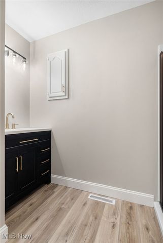 7974 Chablis Drive NW, Massillon, OH 44646