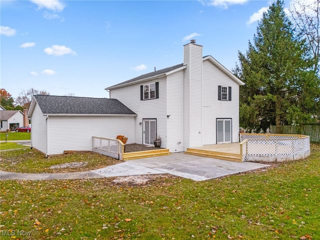 7974 Chablis Drive NW, Massillon, OH 44646