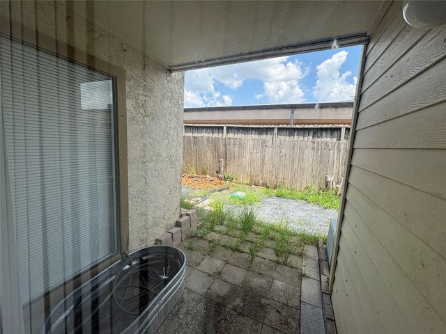 10075 Westpark Drive 94, Houston, TX 77042