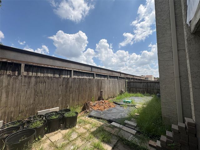 10075 Westpark Drive 94, Houston, TX 77042