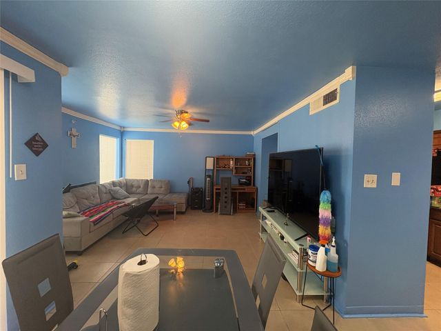 10075 Westpark Drive 94, Houston, TX 77042