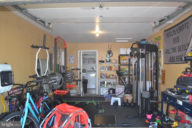 31 CHESTNUT WAY CIR, Barnegat, NJ 08005