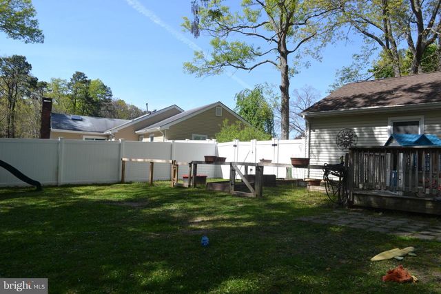 31 CHESTNUT WAY CIR, Barnegat, NJ 08005
