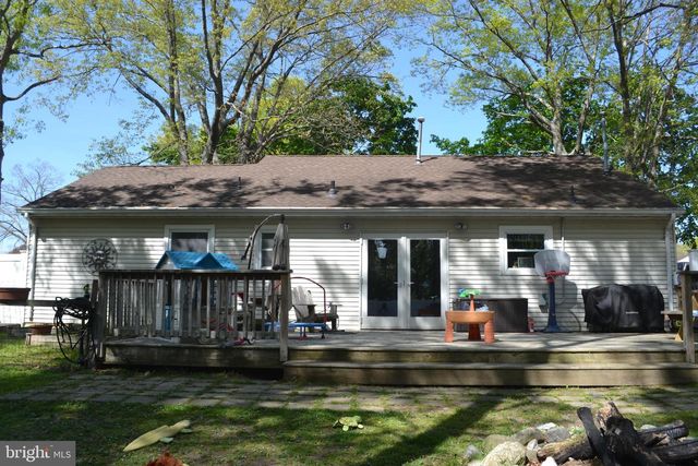 31 CHESTNUT WAY CIR, Barnegat, NJ 08005