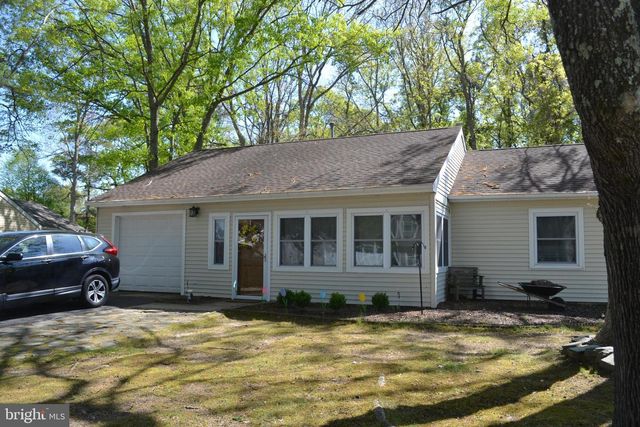 31 CHESTNUT WAY CIR, Barnegat, NJ 08005