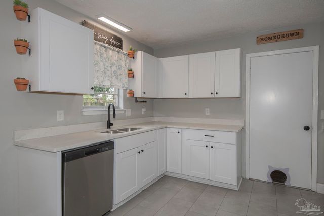 444 El Matador Trl, Pensacola, FL 32506