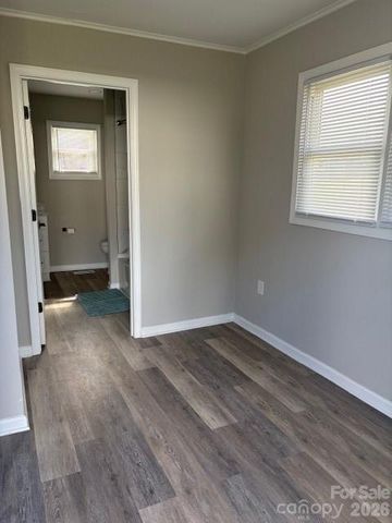 97 Sixth Street, Cramerton, NC 28032