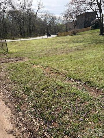 97 Sixth Street, Cramerton, NC 28032