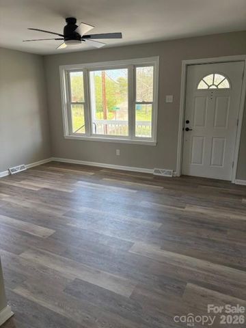 97 Sixth Street, Cramerton, NC 28032