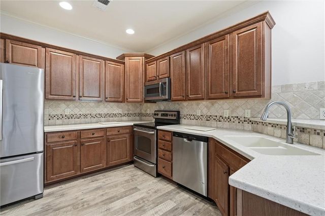 11263 S Summit Street 2402, Olathe, KS 66062