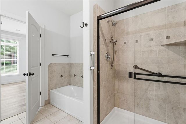 11263 S Summit Street 2402, Olathe, KS 66062
