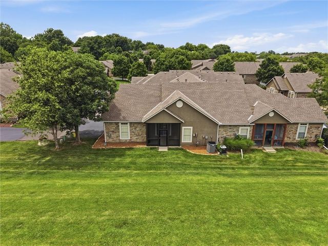 11263 S Summit Street 2402, Olathe, KS 66062
