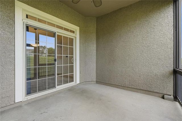 11263 S Summit Street 2402, Olathe, KS 66062