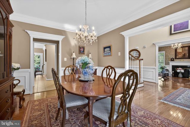 15 STRATFORD HALL CT, Fredericksburg, VA 22406