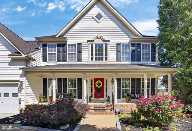 15 STRATFORD HALL CT, Fredericksburg, VA 22406