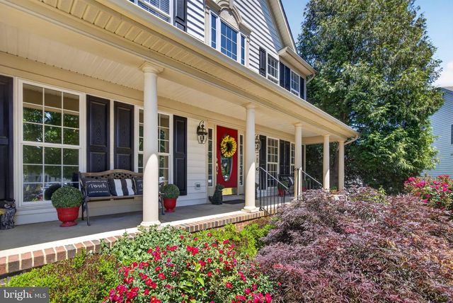 15 STRATFORD HALL CT, Fredericksburg, VA 22406