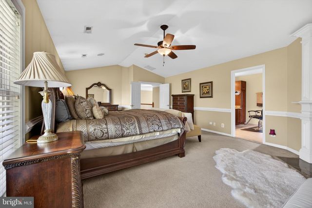 15 STRATFORD HALL CT, Fredericksburg, VA 22406