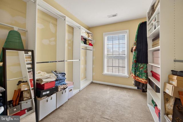 15 STRATFORD HALL CT, Fredericksburg, VA 22406