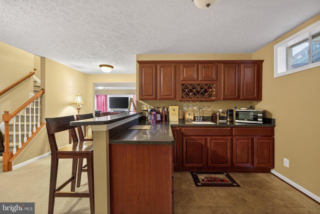 15 STRATFORD HALL CT, Fredericksburg, VA 22406