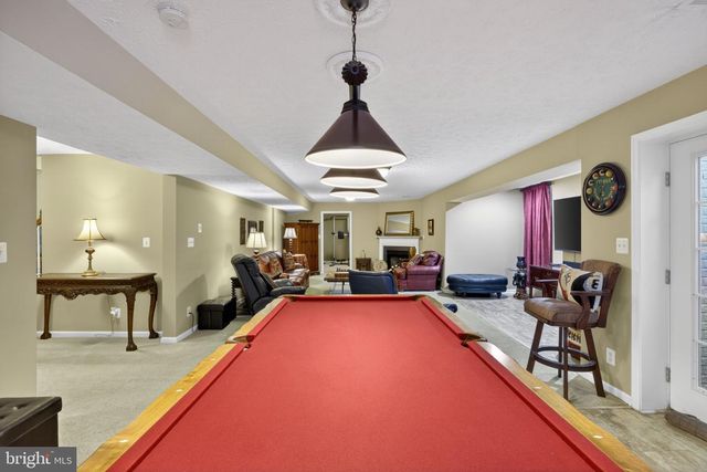 15 STRATFORD HALL CT, Fredericksburg, VA 22406