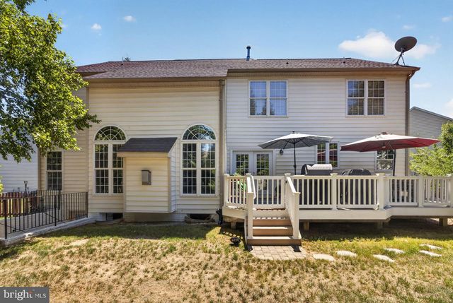 15 STRATFORD HALL CT, Fredericksburg, VA 22406