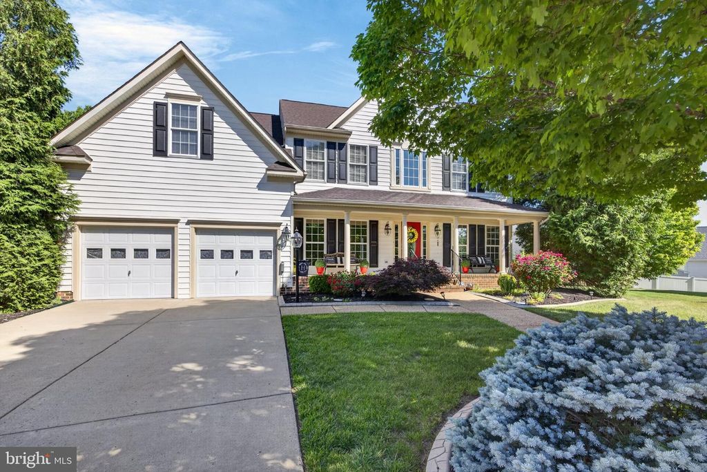 15 STRATFORD HALL CT, Fredericksburg, VA 22406